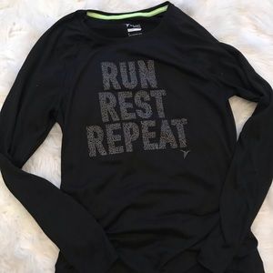 Fun black long sleeve Old Navy workout top